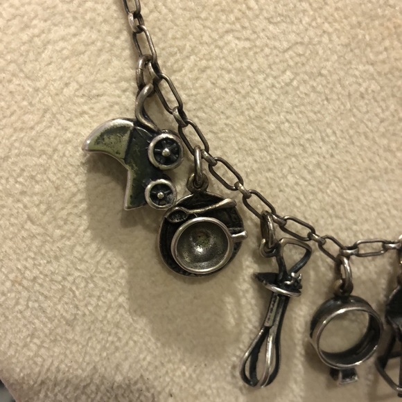 “Great To Be A Mom” Sterling Silver VINTAGE Charm Necklace - Picture 5 of 7